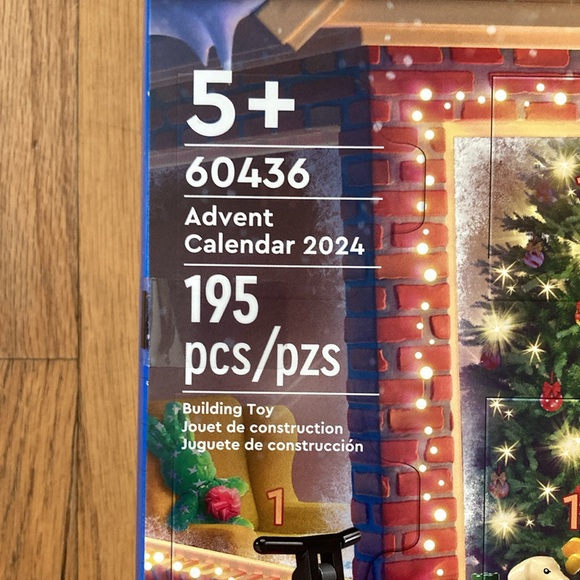LEGO City 2024 Advent Calendar 60436 Building Kit (195 Pieces) - Picture 5 of 5